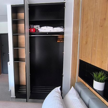 Larisa Absolute Suites, Sky View Smart Home מראה חיצוני תמונה