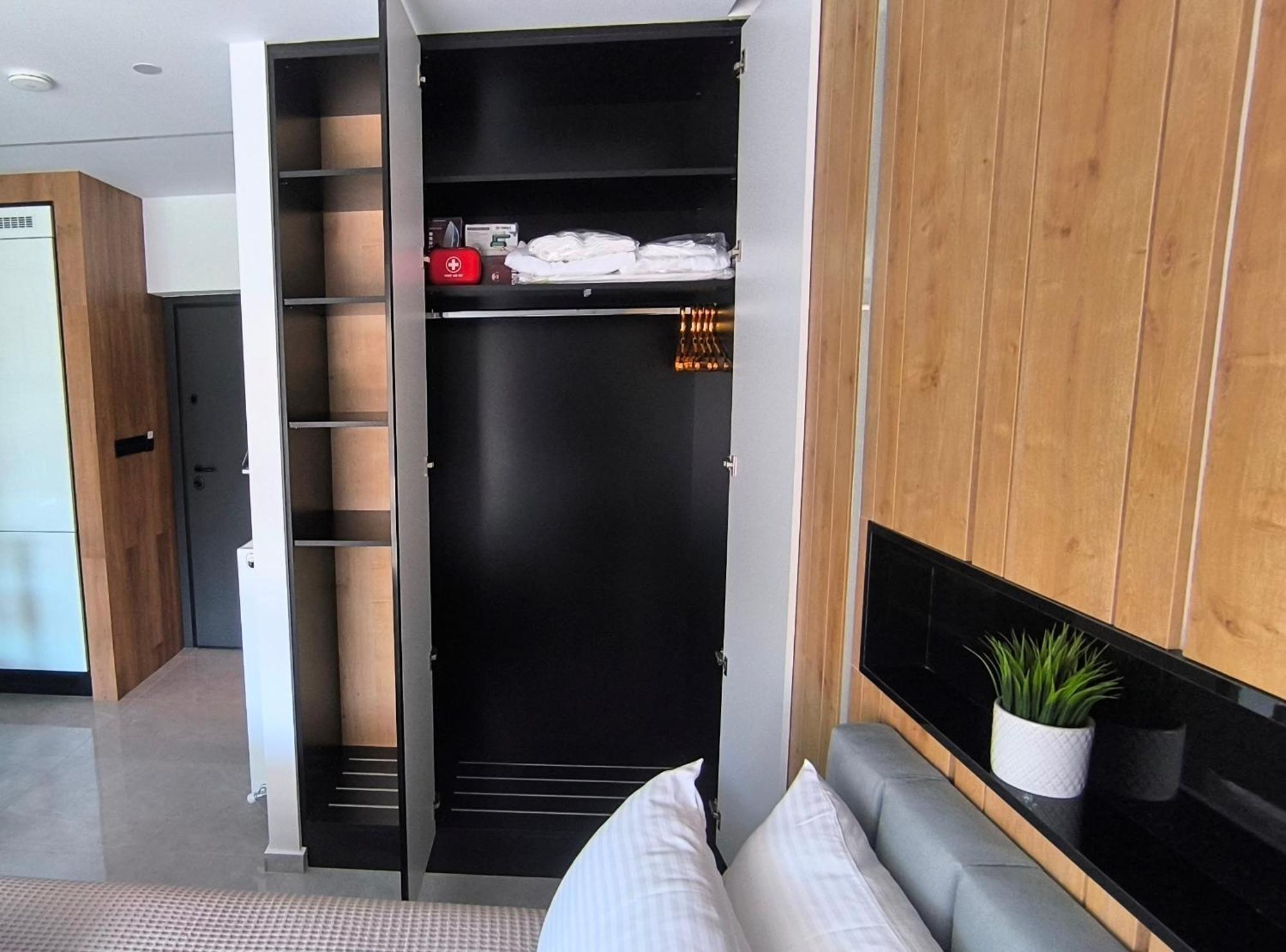 Larisa Absolute Suites, Sky View Smart Home מראה חיצוני תמונה