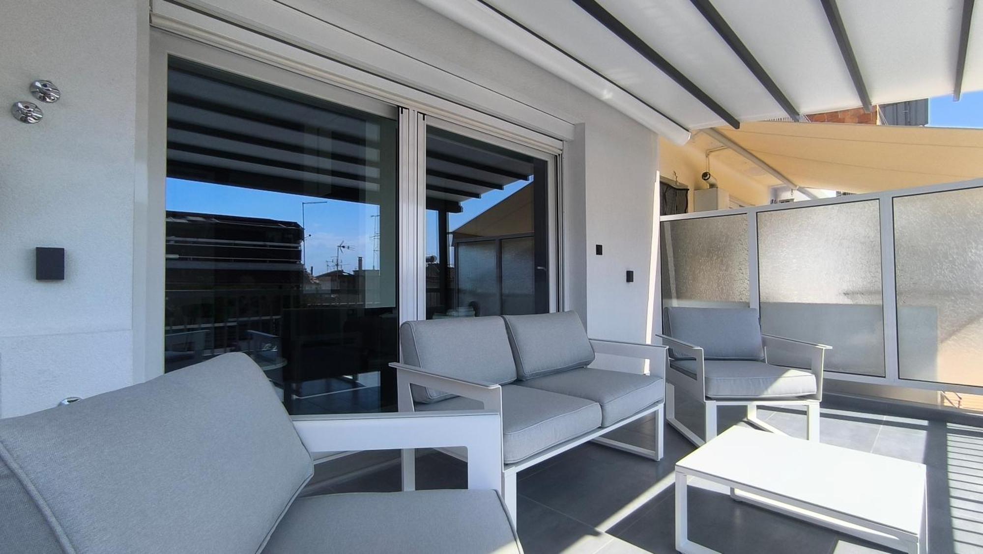 Larisa Absolute Suites, Sky View Smart Home מראה חיצוני תמונה