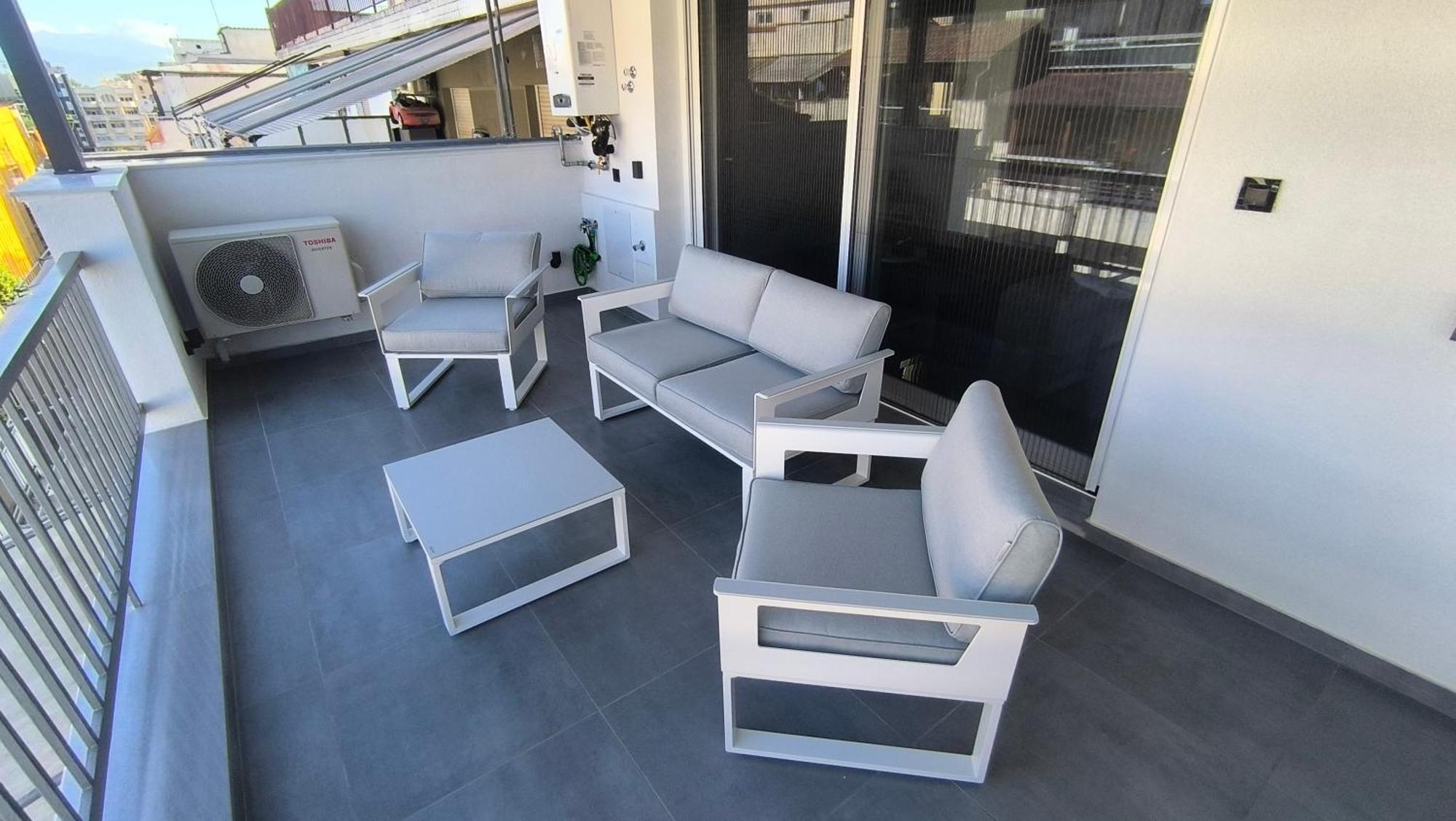 Larisa Absolute Suites, Sky View Smart Home מראה חיצוני תמונה