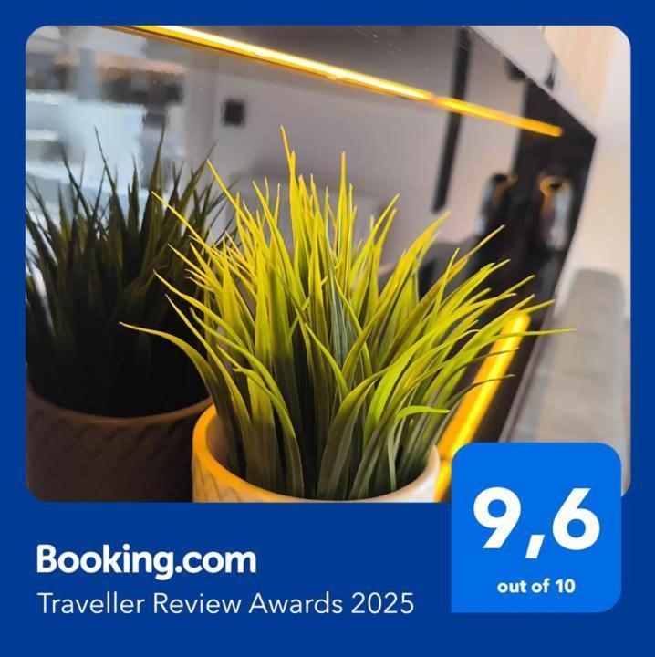 Larisa Absolute Suites, Sky View Smart Home מראה חיצוני תמונה